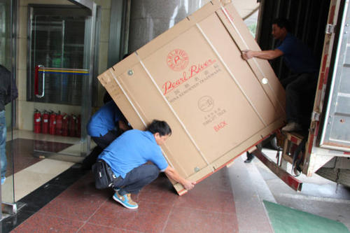 松桃钢琴贵重工艺品无忧运